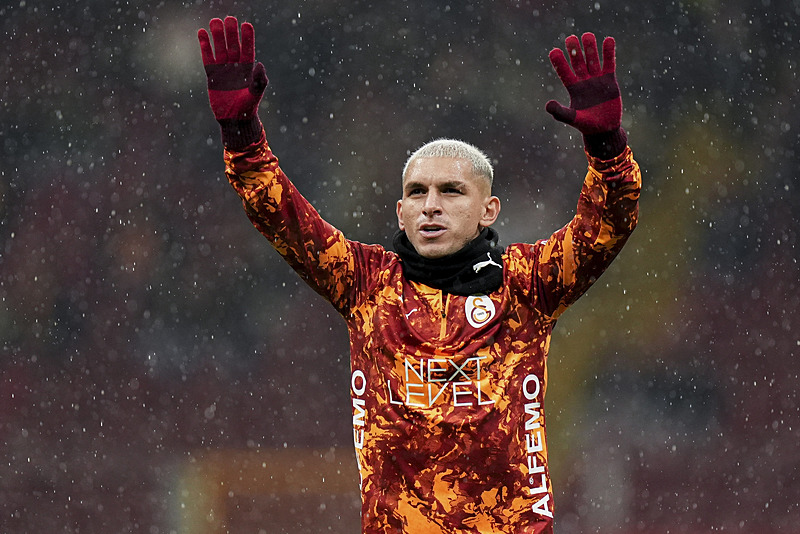 Galatasaray yönetimi kararını verdi! Lucas Torreira...