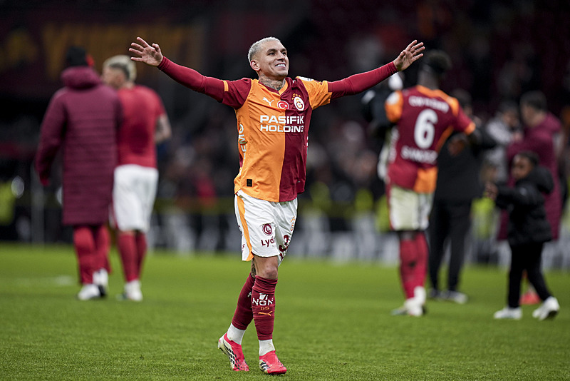 Galatasaray yönetimi kararını verdi! Lucas Torreira...