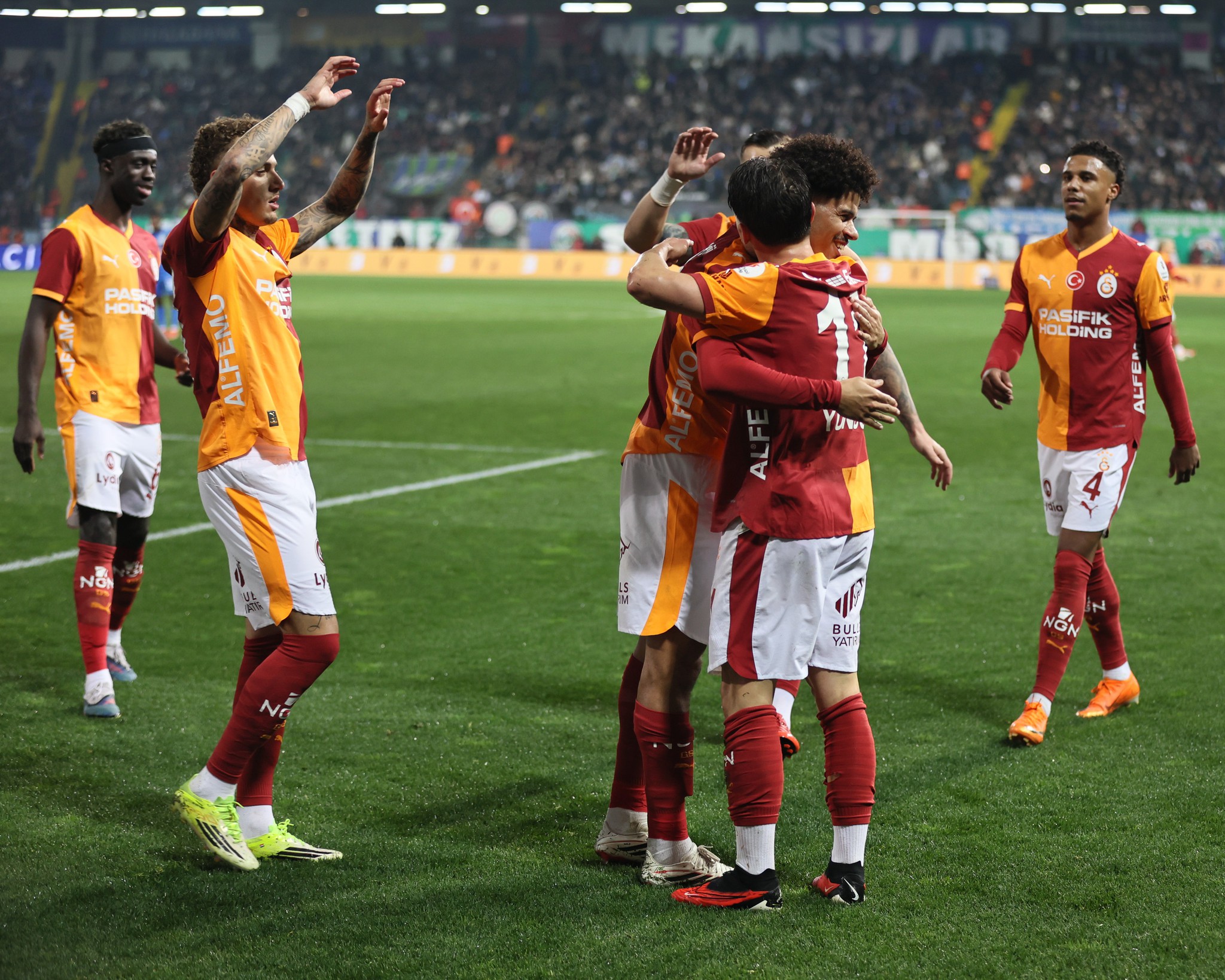 Spor yazarları Çaykur Rizespor-Galatasaray maçını değerlendirdi