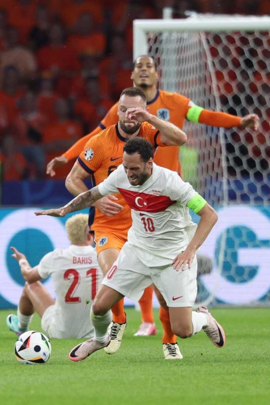 Galatasaray’a Hakan Çalhanoğlu müjdesi! İtalyan basını duyurdu