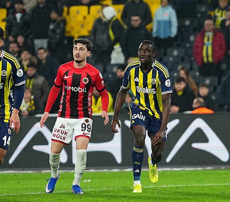 Ahmet Çakar’dan Fenerbahçe-Natura Dünyası Gençlerbirliği maçı değerlendirmesi!