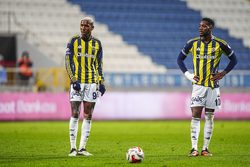 Zenit’ten Jhon Duran açıklaması: Hem Fenerbahçe hem Al Nassr...