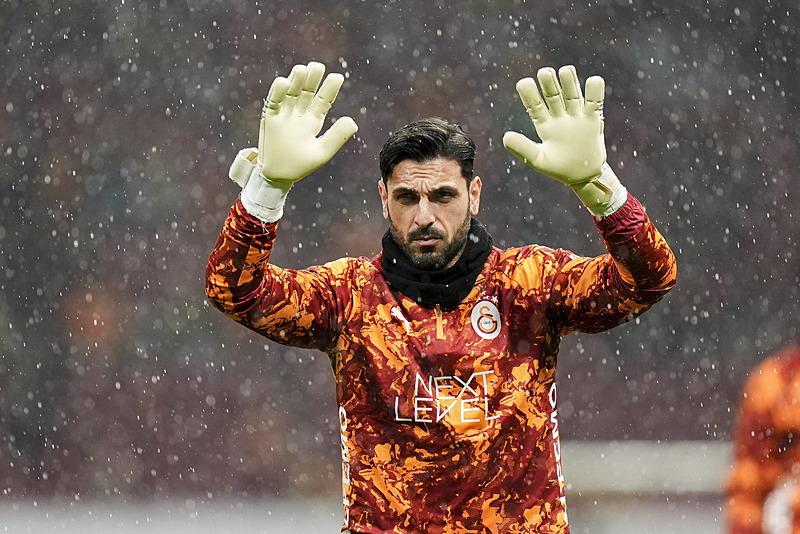 Galatasaray’dan kaleye genç transfer! Günay Güvenç’in yerine o gelecek