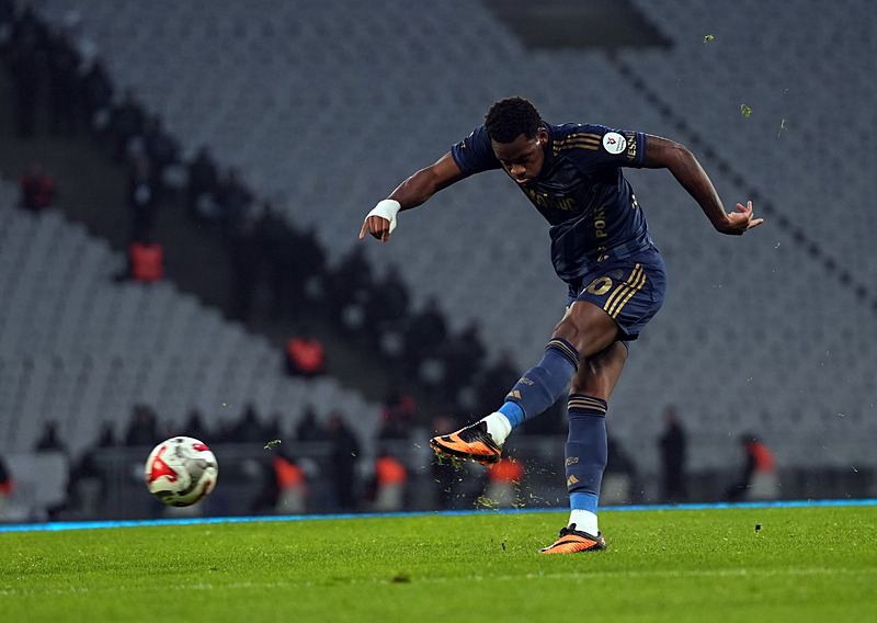 Jhon Duran’ın Fenerbahçe hikayesi hakkında flaş detaylar ortaya çıktı! Transfer süreci ve ayrılık...