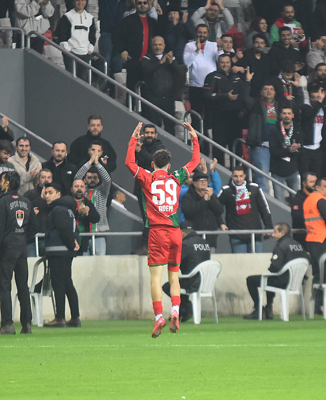 Fenerbahçe transferde mutlu sona ulaştı! İşte sözleşme detayları