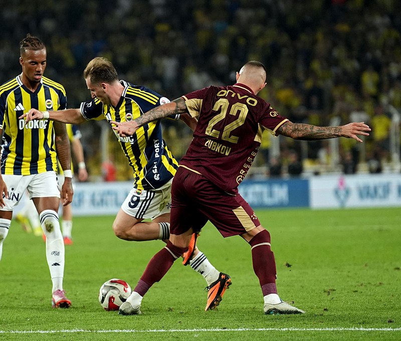 Trabzonspor-Fenerbahçe maçı öncesi yazarlardan dikkat çeken yorumlar
