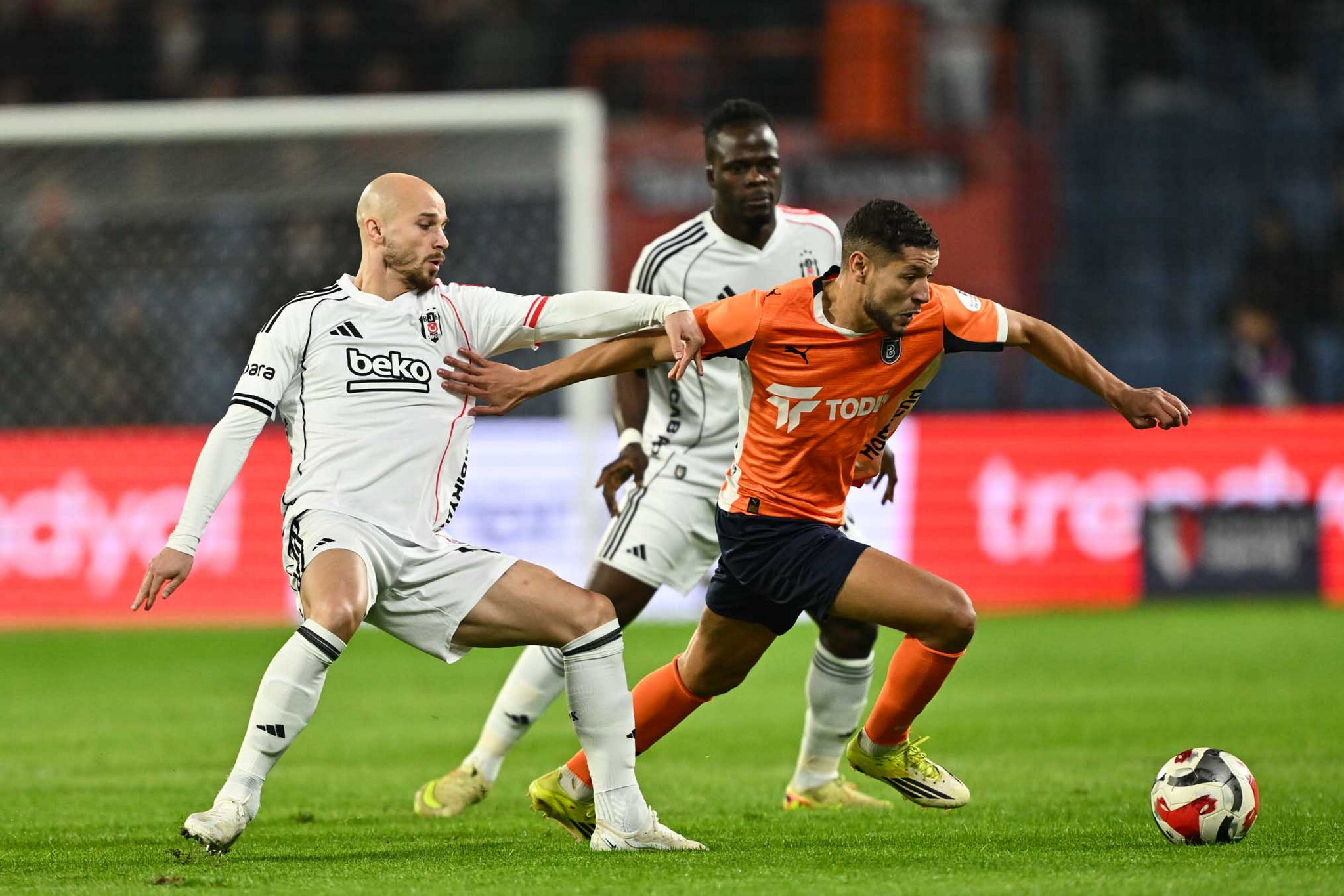 Spor yazarları RAMS Başakşehir-Beşiktaş maçını değerlendirdi!