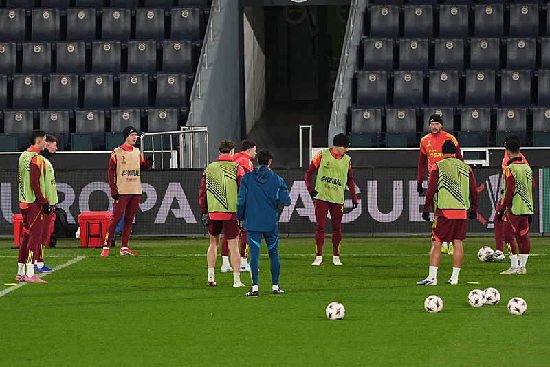 Fenerbahçe-Nottingham Forest MAÇI CANLI İZLE | FB maçı hangi kanalda?