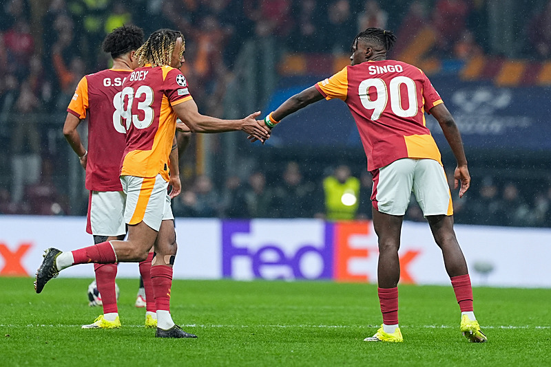 Galatasaray UEFA Şampiyonlar Ligi’nde bir ilki başardı!