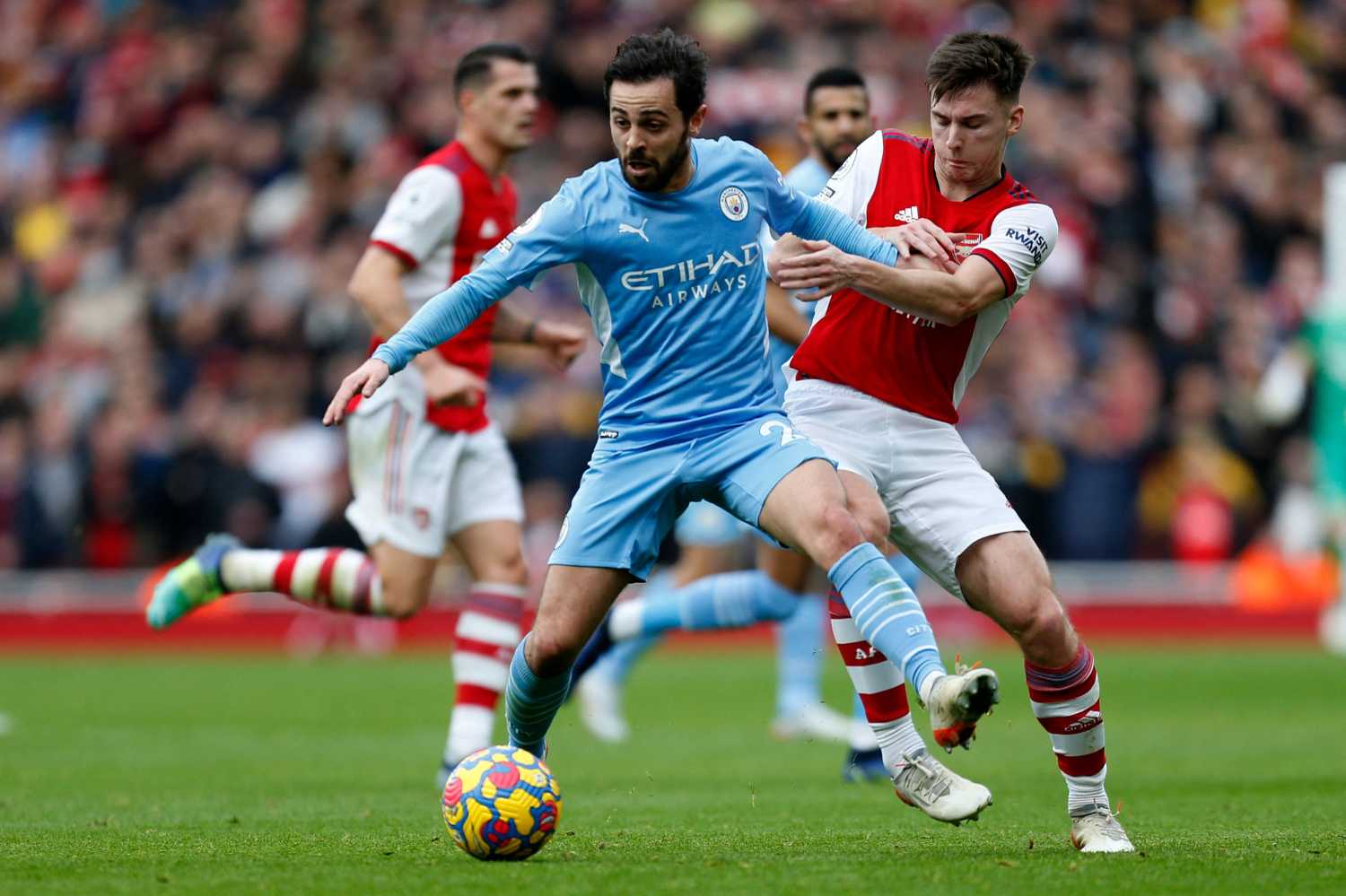 Galatasaray’da orta saha operasyonu! İşte 2 aday