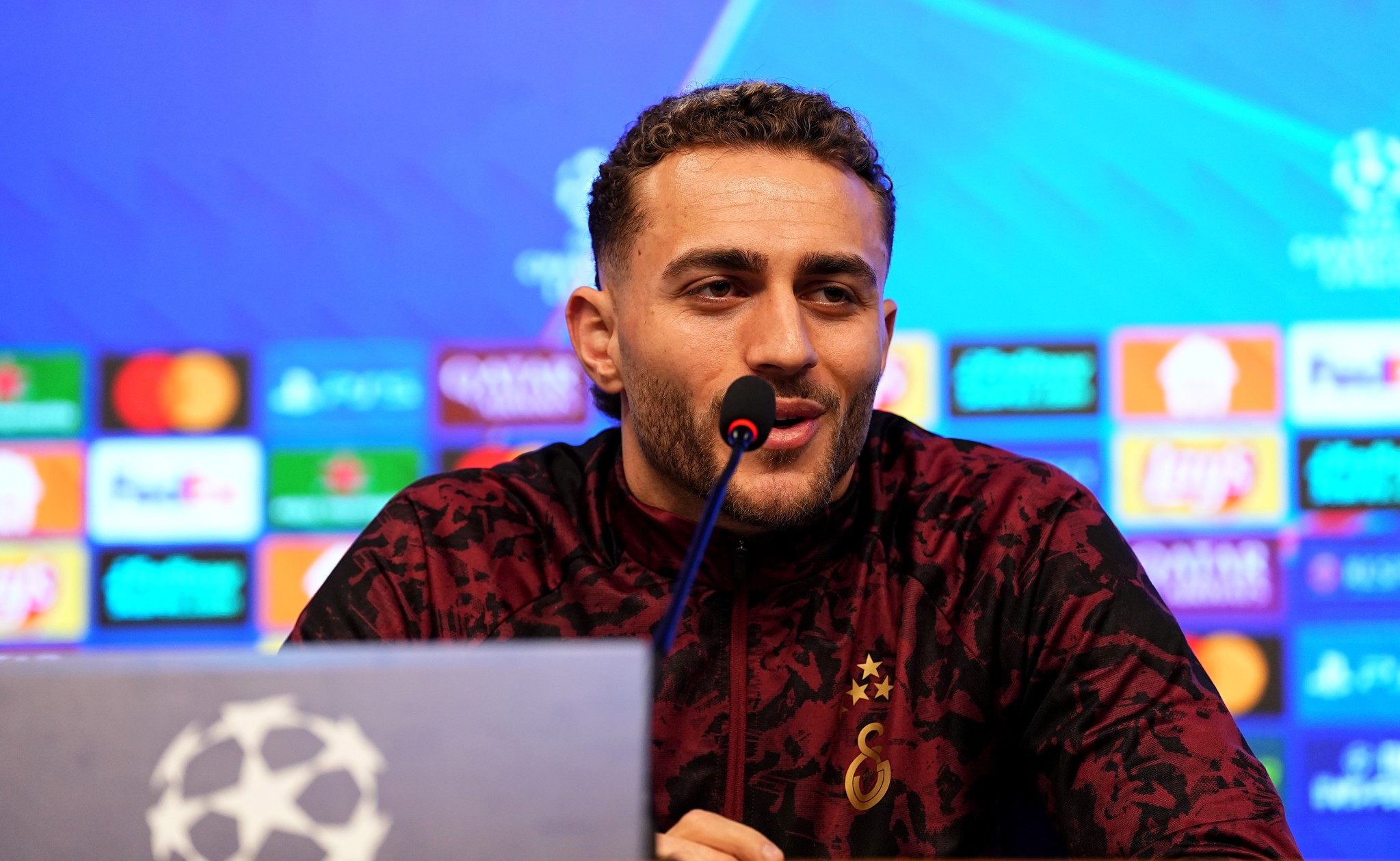 Fenerbahçe’nin rakibi Galatasaraylı yıldız için devrede!