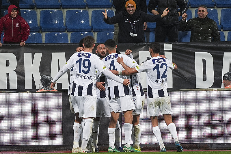 Fenerbahçe liderliği istiyor! İşte Tedesco’nun Kasımpaşa maçı muhtemel 11’i