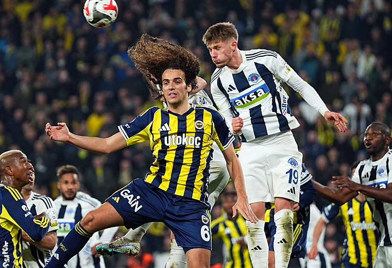 Tedesco stoper ikilisini böyle oluşturacak! Fenerbahçe’de yaşanan sakatlıklar sonrası...