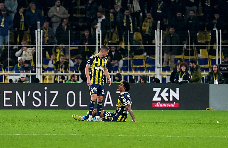 Tedesco stoper ikilisini böyle oluşturacak! Fenerbahçe’de yaşanan sakatlıklar sonrası...