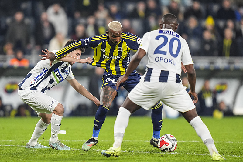 Spor yazarlarından flaş Fenerbahçe-Kasımpaşa maçı değerlendirmeleri!