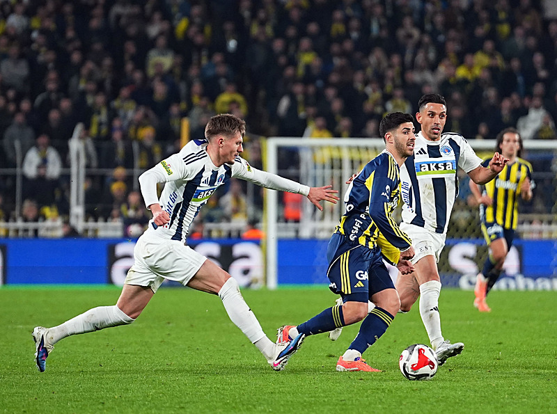 Spor yazarlarından flaş Fenerbahçe-Kasımpaşa maçı değerlendirmeleri!