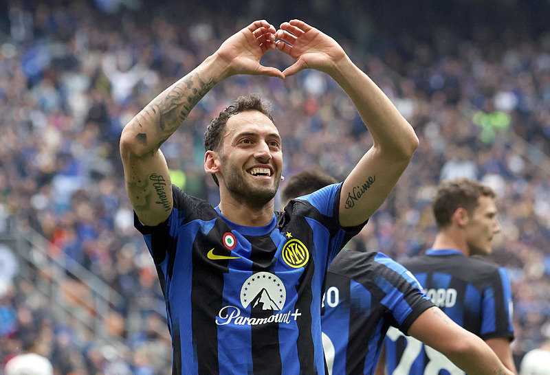 Galatasaray’dan Hakan Çalhanoğlu açıklaması! Taraftarları heyecanlandıracak sözler