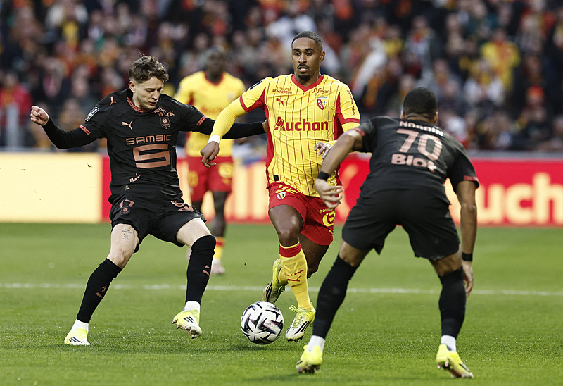 Sebastian Szymanski’den Fenerbahçe ve Mourinho itirafı!