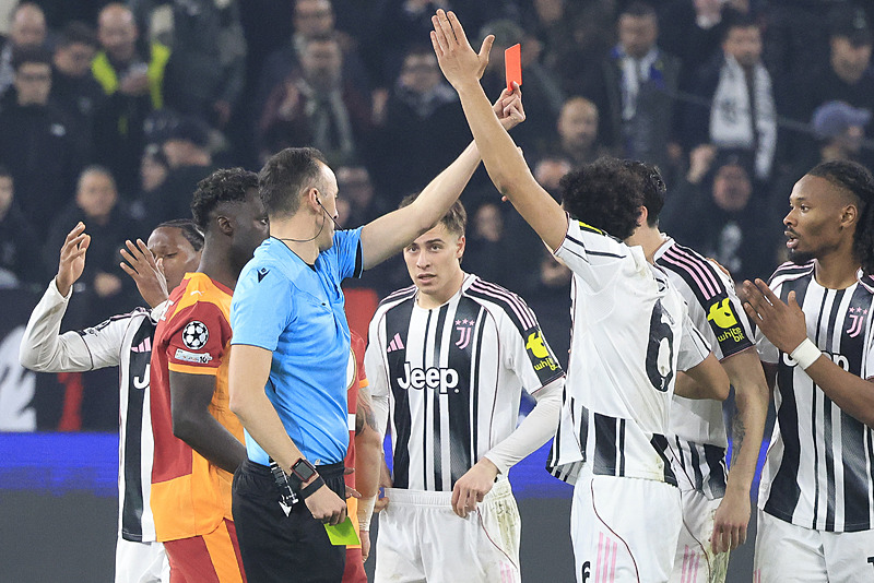 Spor yazarlarından flaş Juventus-Galatasaray maçı yorumları