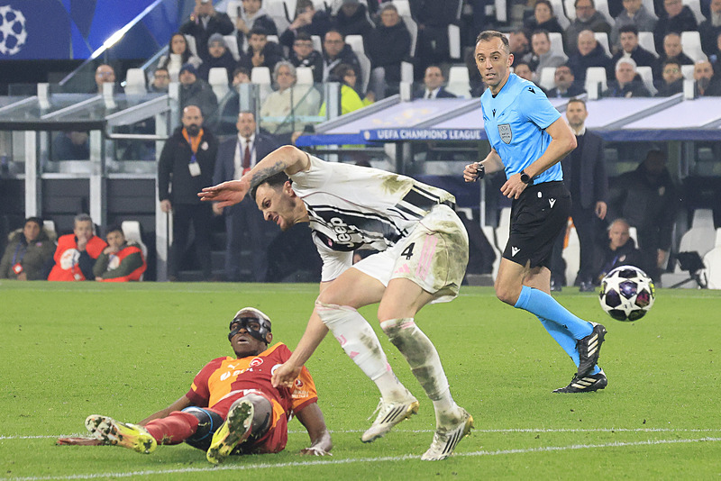 Spor yazarlarından flaş Juventus-Galatasaray maçı yorumları