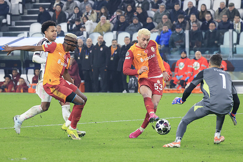 Eski Nijerya milli futbolcu Osimhen’i böyle  uyardı!