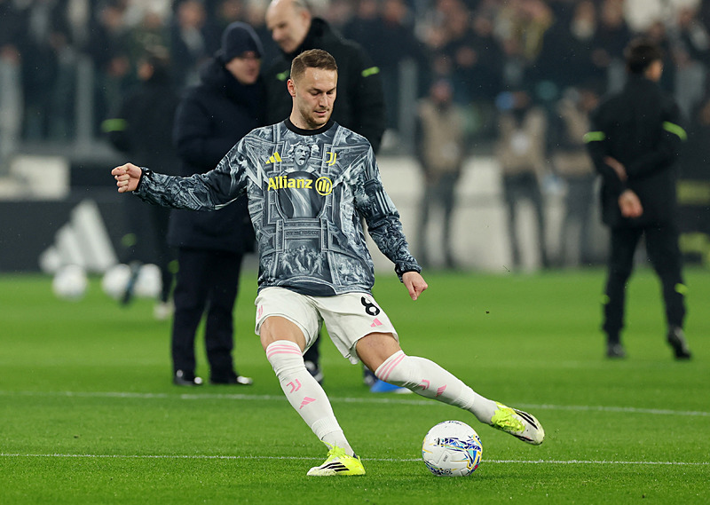 Galatasaray’a transfer müjdesi! Juventus o ismin biletini kesti