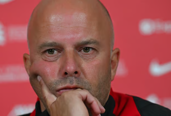 Arne Slot resmen duyurdu! Liverpool’un yıldızı Galatasaray maçında yok