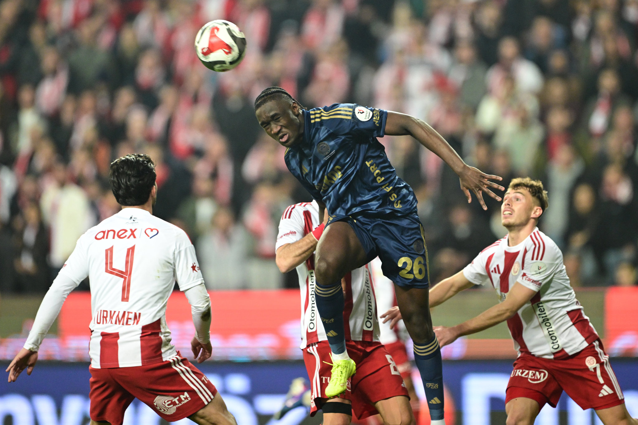 Spor yazarlarından Hesap.com Antalyaspor-Fenerbahçe maçı değerlendirmeleri