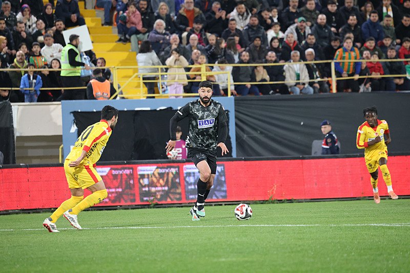 Spor yazarları Corendon Alanyaspor-Galatasaray maçını değerlendirdi