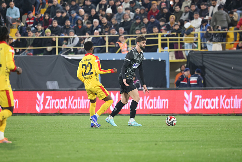 Spor yazarları Corendon Alanyaspor-Galatasaray maçını değerlendirdi