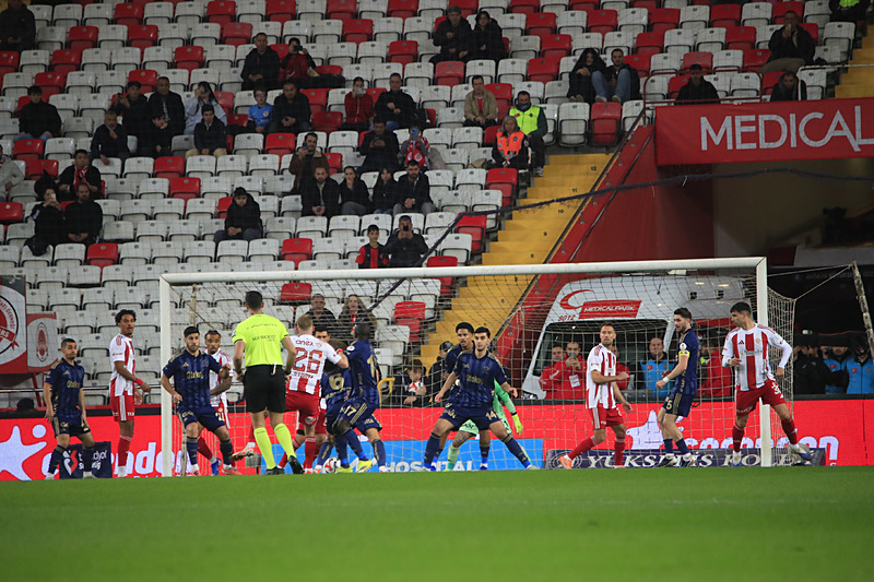 Fenerbahçe’de Milan Skriniar gelişmesi! Sakatlığına rağmen...