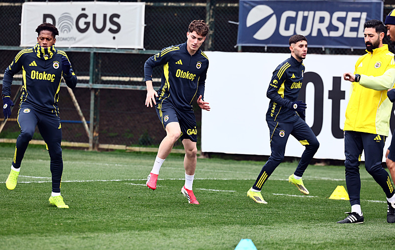 Fenerbahçe’de sezon sonu ilk ayrılacak isim belli oldu! İşte yeni takımı