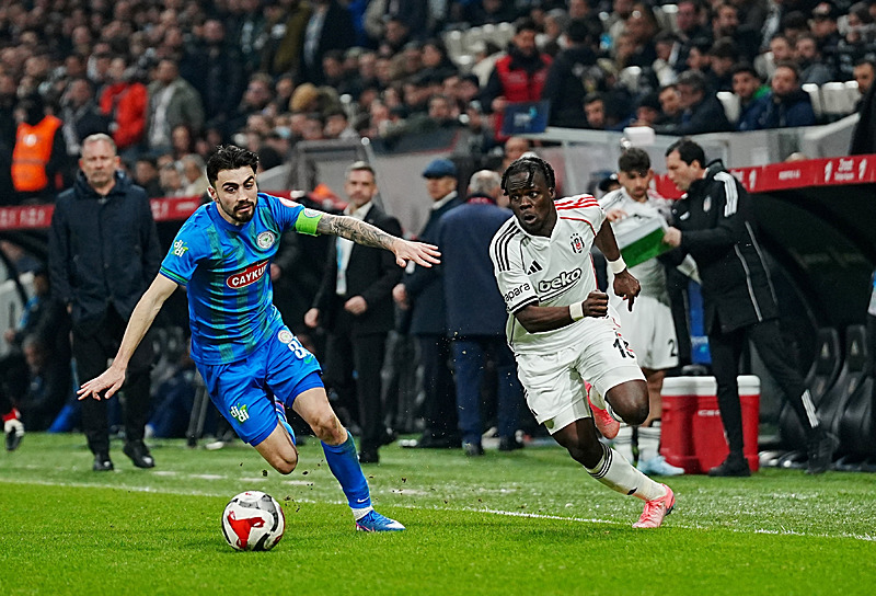 Spor yazarlarından Beşiktaş-Çaykur Rizespor maçı değerlendirmesi