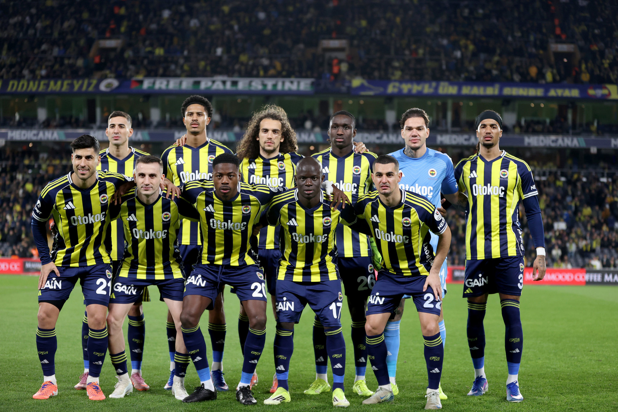 Fenerbahçe’de sezon yeniden başladı! İşte Tedesco’nun şampiyonluk konuşması!