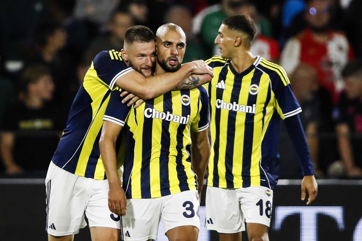 Real Betis’ten Sofyan Amrabat kararı! Fenerbahçe’den ayrılacak mı?
