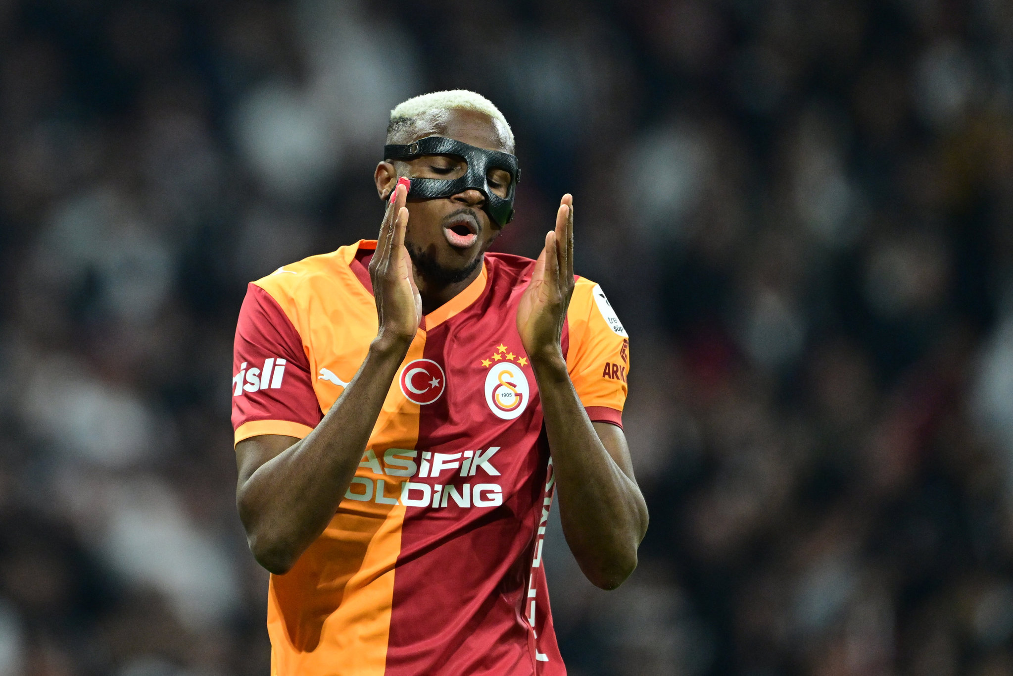 2 Avrupa devinin Osimhen planı! Galatasaray transferde ne yapacak?