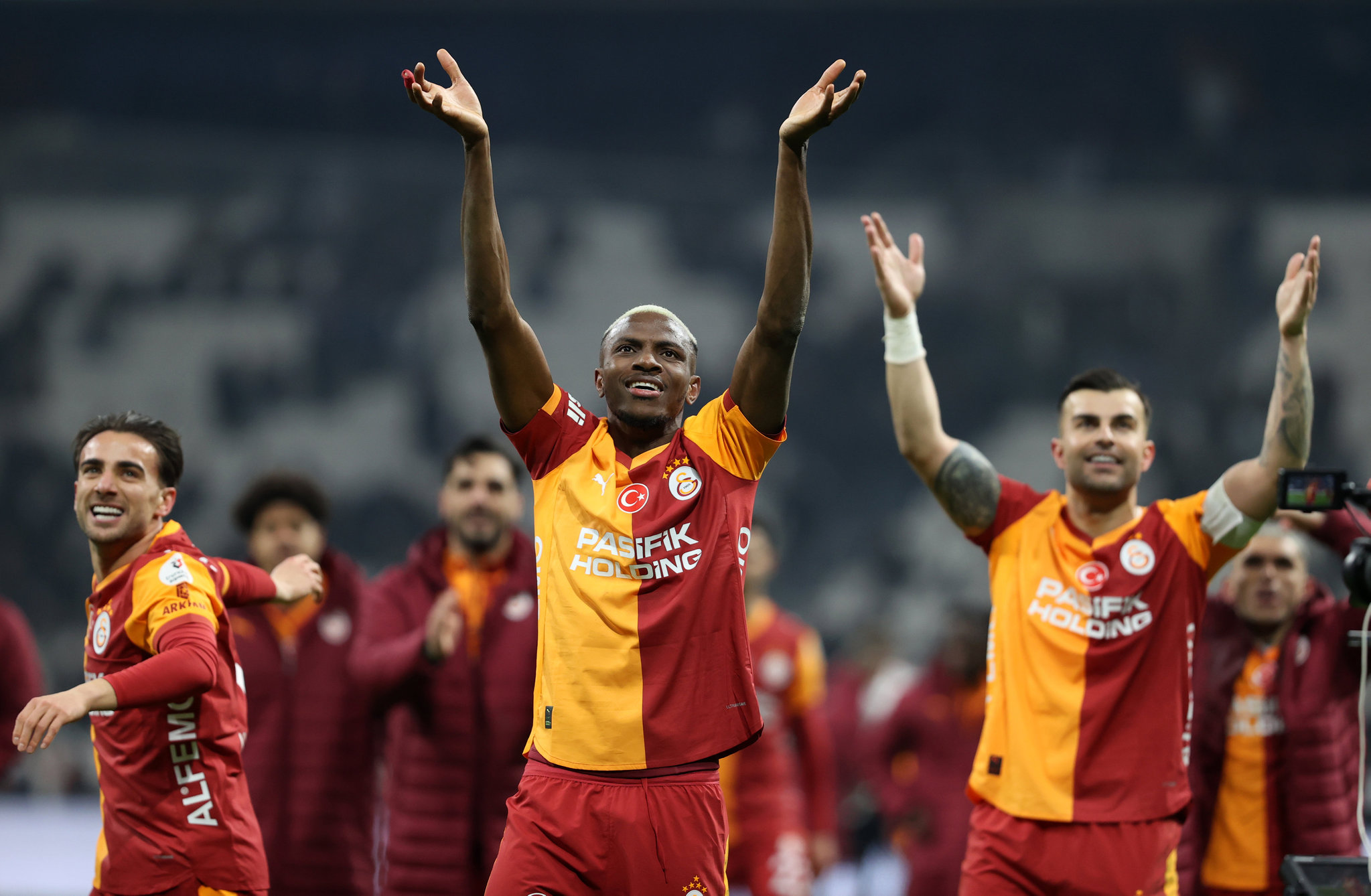 2 Avrupa devinin Osimhen planı! Galatasaray transferde ne yapacak?