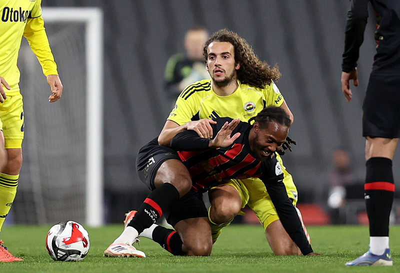 Fenerbahçe’de flaş gelişme! Futbolcu ve ailelerine tehdit