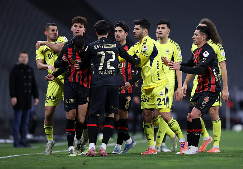 Fenerbahçe’de flaş gelişme! Futbolcu ve ailelerine tehdit