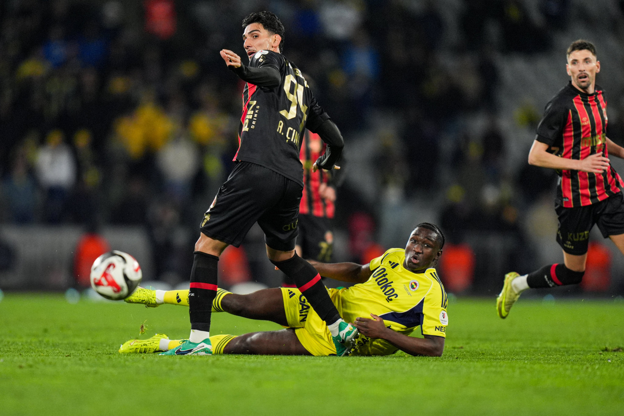 Spor yazarları Mısırlı.com.tr Fatih Karagümrük-Fenerbahçe maçını yorumladı