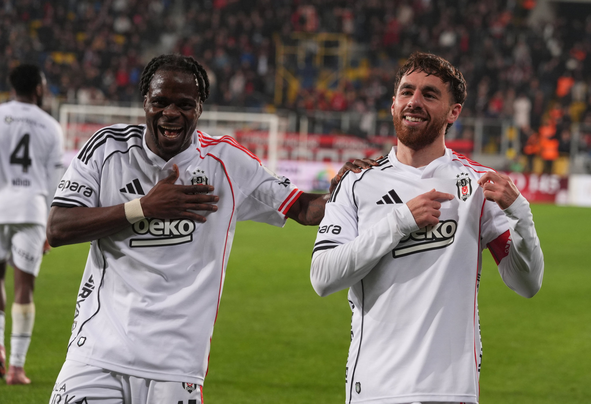 Spor yazarları Natura Dünyası Gençlerbirliği-Beşiktaş maçını yorumladı!