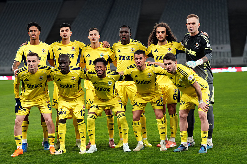 Fenerbahçe’de Beşiktaş derbisi öncesi büyük endişe! 6 isim kart sınırında