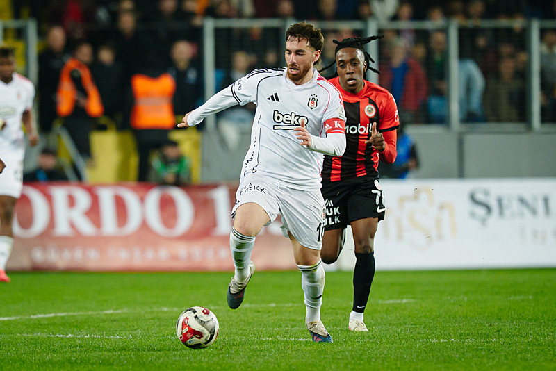 Portekiz basını Orkun Kökçü’nün golünü konuşuyor! Neredeyse imkansız