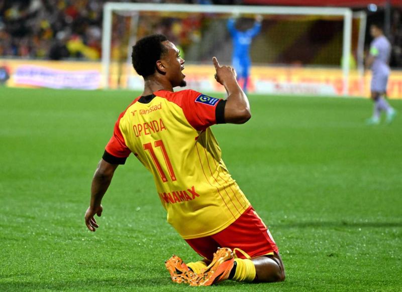 Fenerbahçe’den forvete Lois Openda sürprizi! Transferi böyle duyuruldu