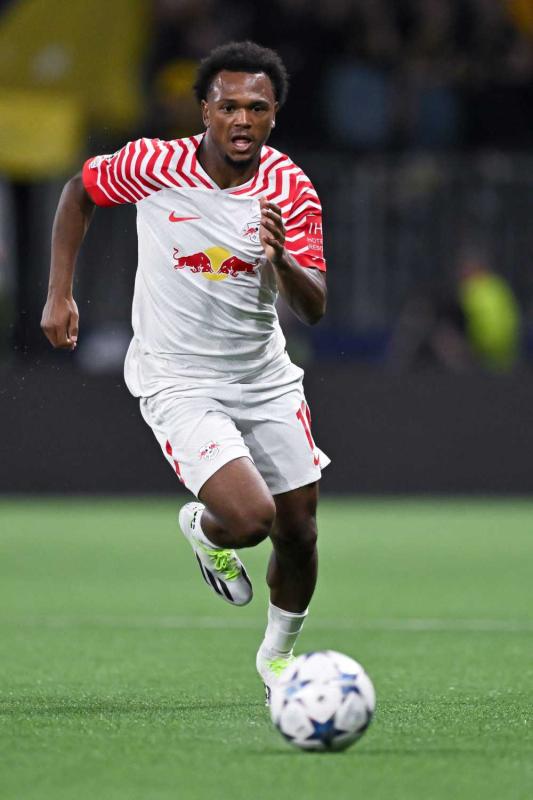 Fenerbahçe’den forvete Lois Openda sürprizi! Transferi böyle duyuruldu