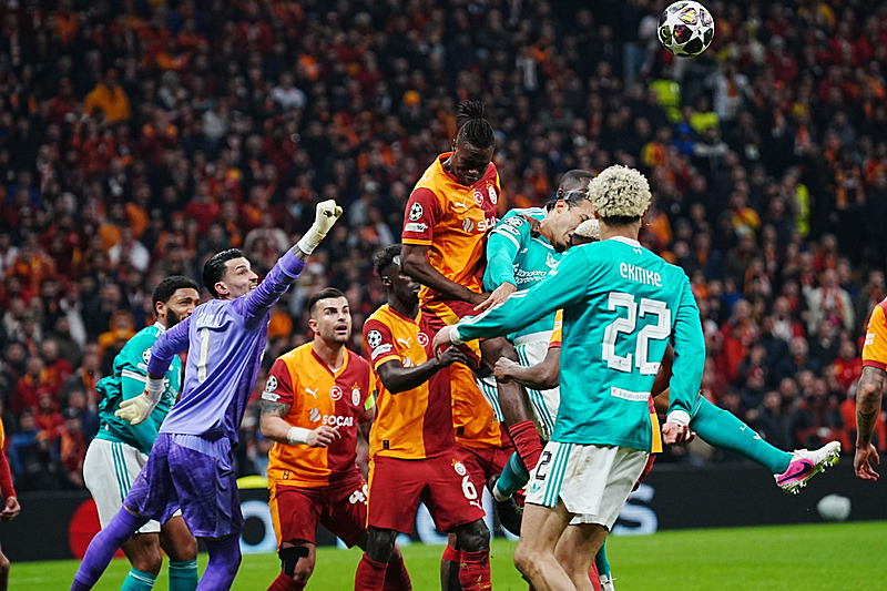 Galatasaray yönetimi kesenin ağzını açtı!  İşte Liverpool maçı için belirlenen dev prim