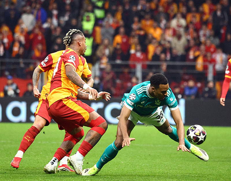 Galatasaray yönetimi kesenin ağzını açtı!  İşte Liverpool maçı için belirlenen dev prim