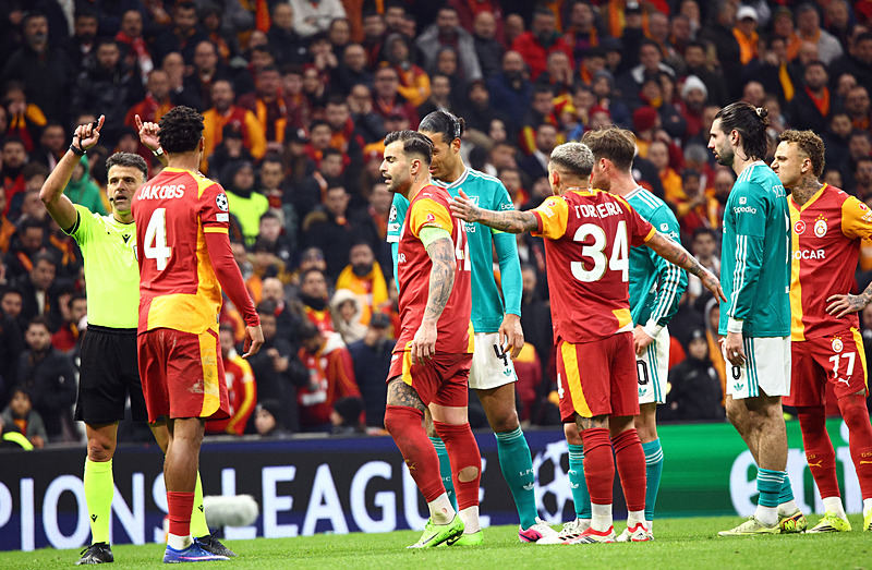 Galatasaray yönetimi kesenin ağzını açtı!  İşte Liverpool maçı için belirlenen dev prim