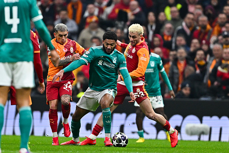 Galatasaraylı 4 yıldız Liverpool maçında izlenecek!