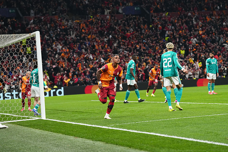 Galatasaraylı 4 yıldız Liverpool maçında izlenecek!